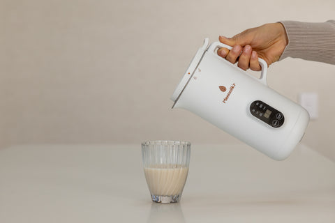 Plantmilk'r soy milk machine Australia